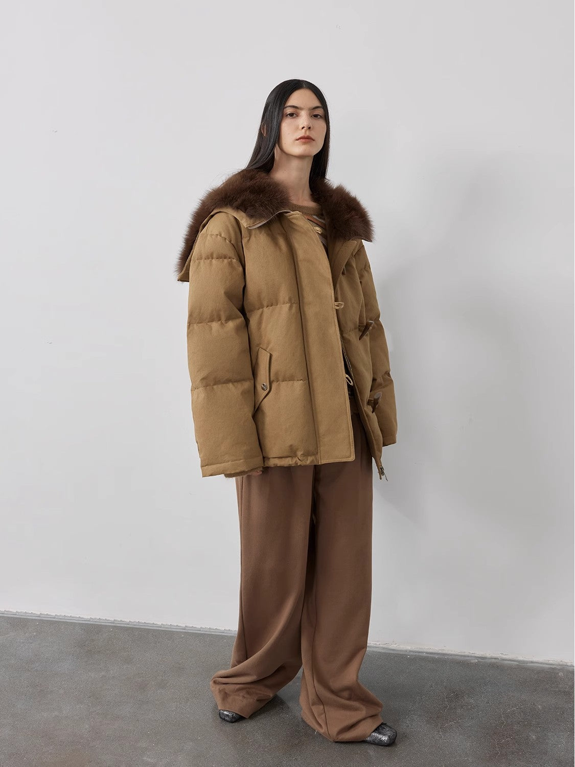 Fireladyfur Women's Down Parka with Fox Fur and Large Lapel“Street Badge”-3