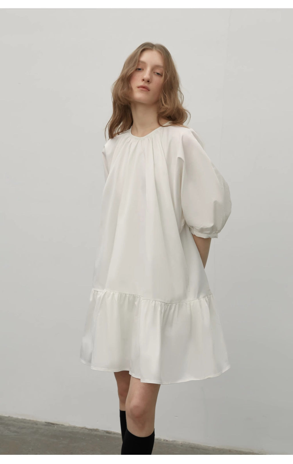 "Dream Island" Hepburn style white dress temperament high-end puff sleeve dress for women-4