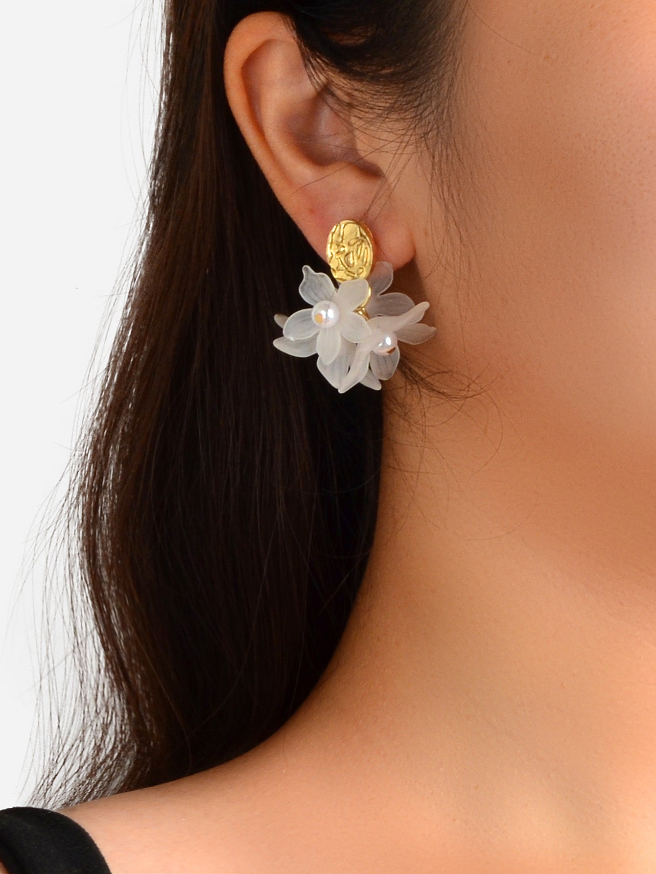 Boho Luxury White Resin Petal Drop Flower Exaggerated Floral Earrings for Women-1
