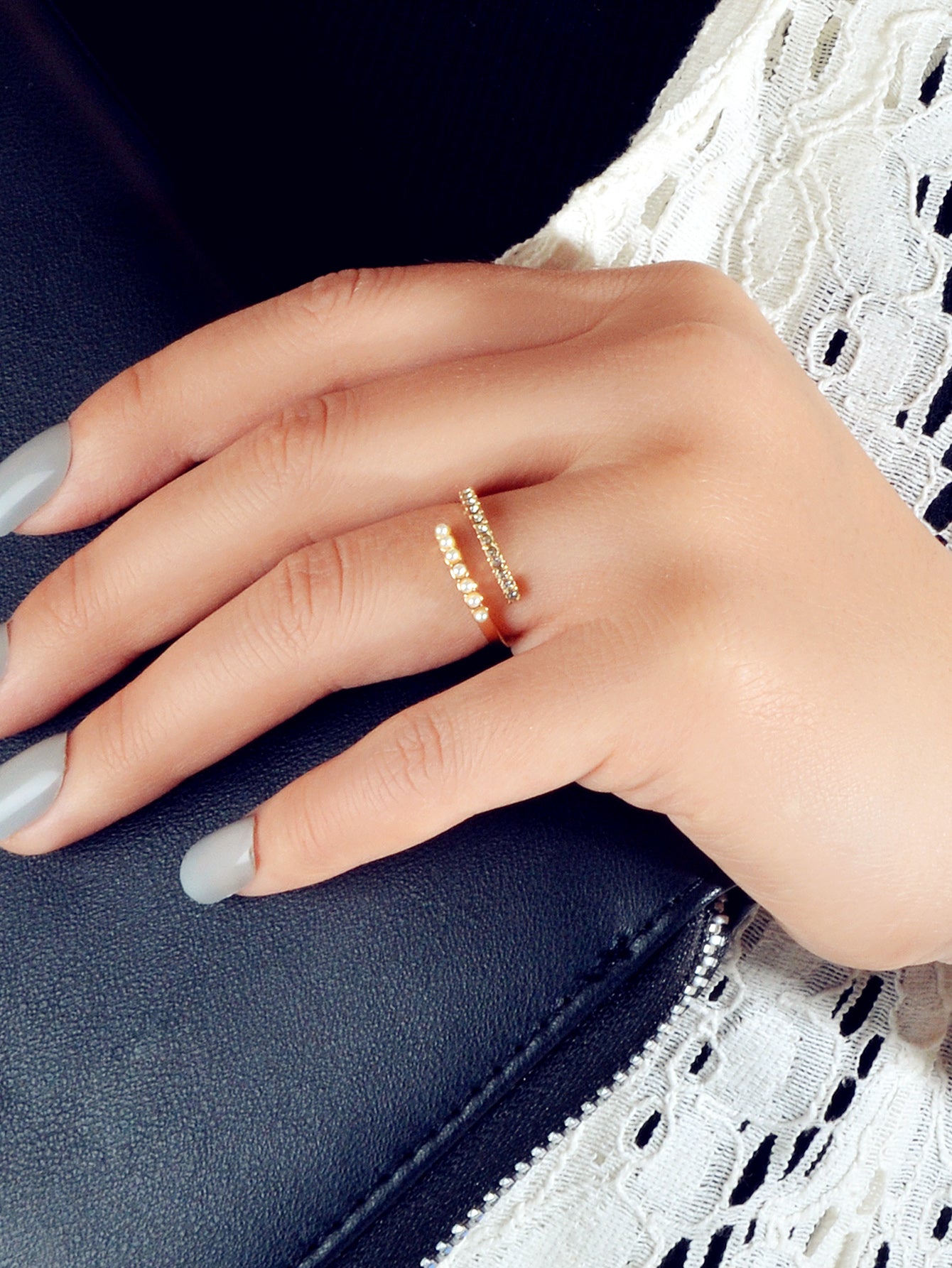 Anniversary Wedding Jewelry Band Women Rhinestone Pearl Gold Finger Circle Ring-1