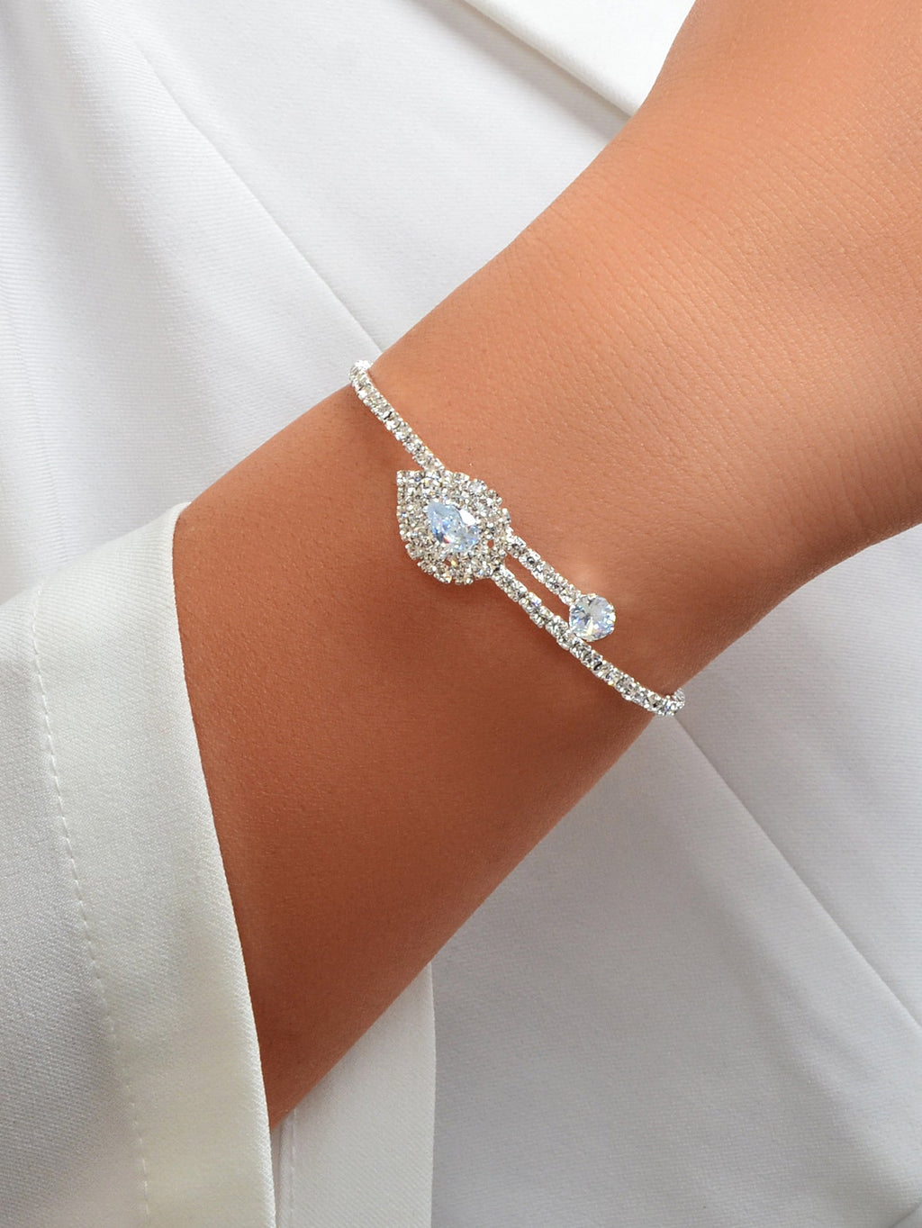 Perfect Wedding Engagement Jewellery Full Zirconia Decor Silver Bangle Bracelet-2