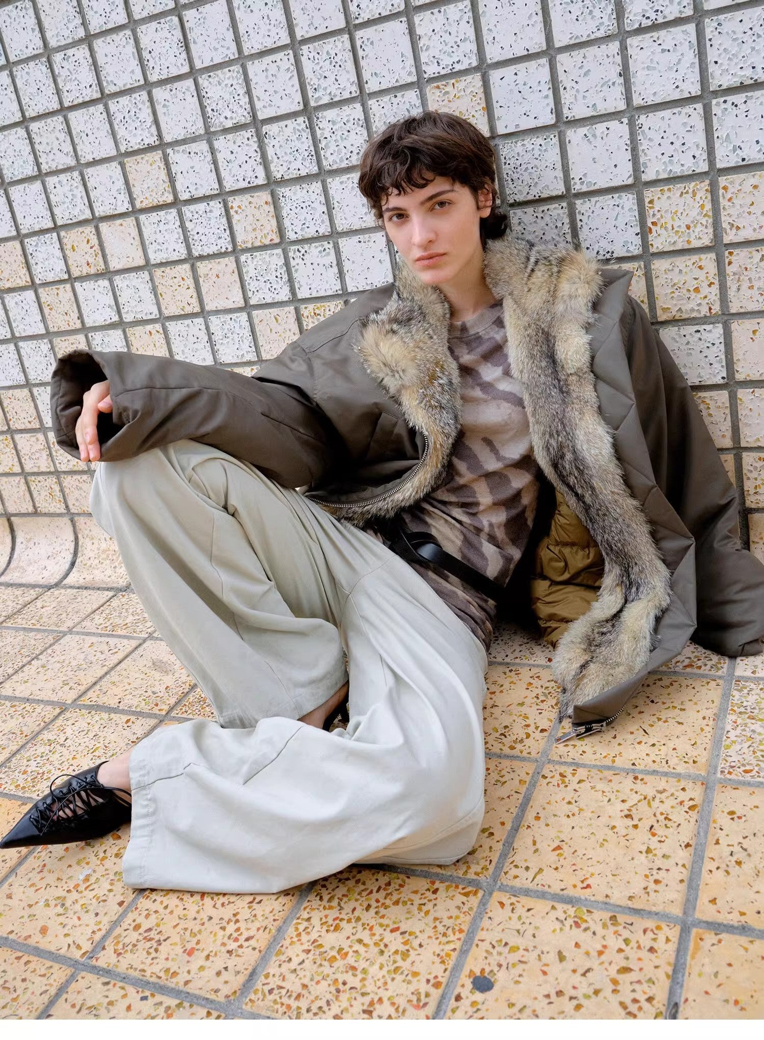 Fireladyfur Women's Warm Winter Down Jacket with a Fluffy Fox Fur Collar“Travel Notes”-4