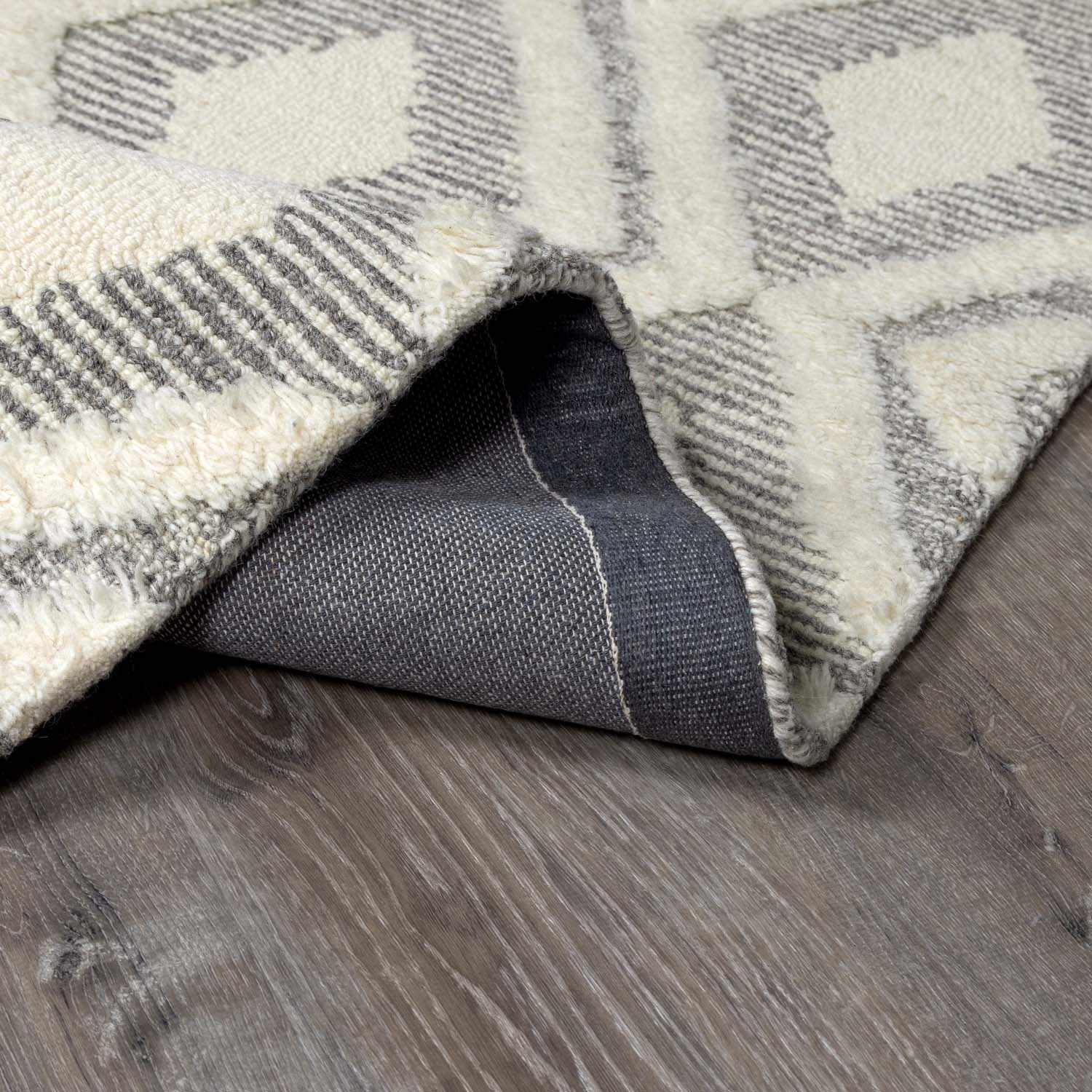 Boncarbo Area Rug - Promo