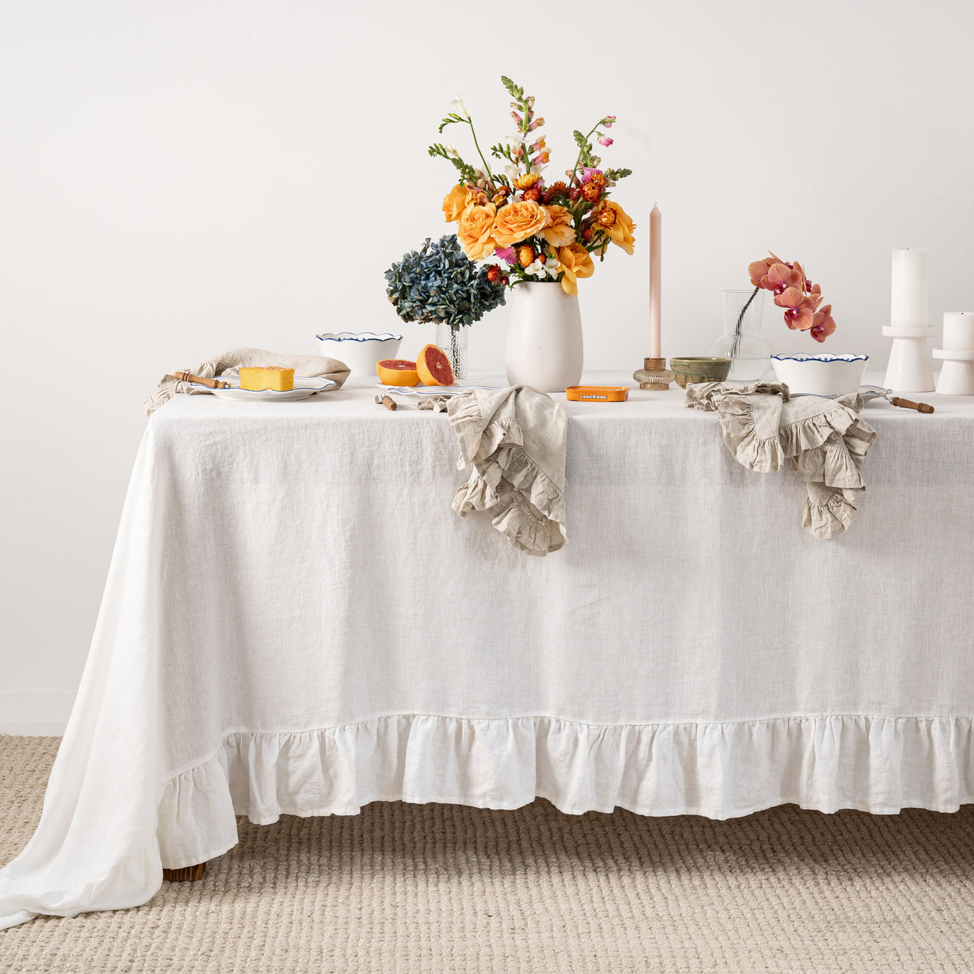 White Table Cloth with Ruffles-0